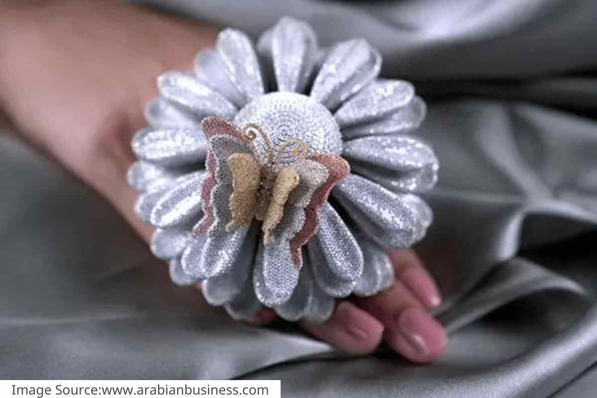 50 thousand diamonds on the ring