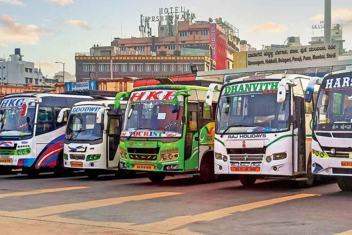 Action on Privet Travels : नियमबाह्यपणे तिकीट आकारणाऱ्या खासगी प्रवासी वाहतूक बसेसवर कारवाई; 1 कोटी 83 लाख दंड वसूल