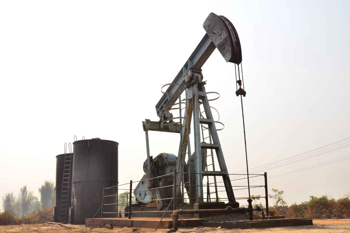 Crude skids below $80