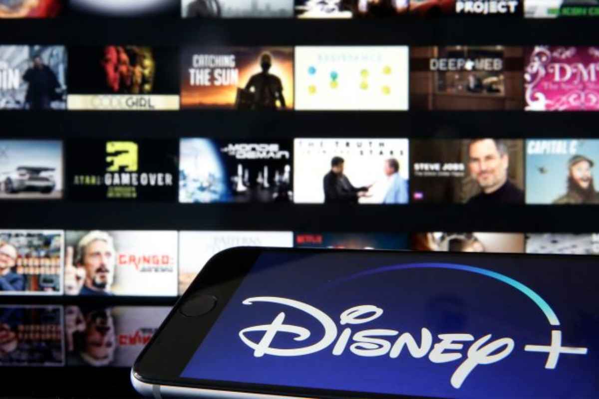 Disney+ Hotstar आता Netflix च्या वाटेवर! पासवर्ड शेअरिंग करणार मर्यादित
