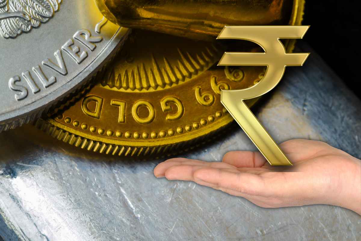 Gold and Silver Price Fall Today