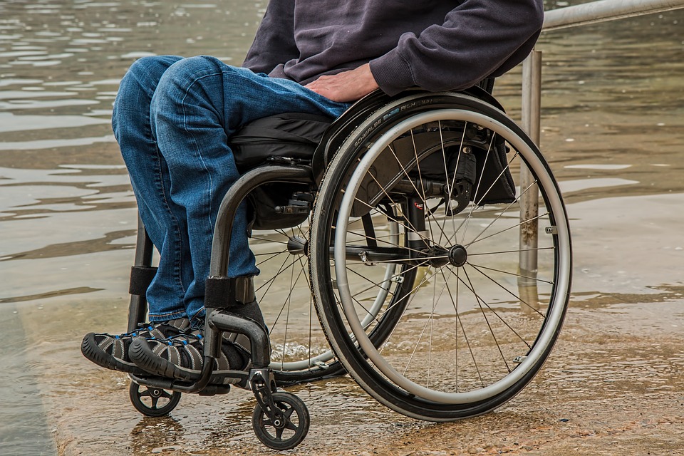 Handicap Disability Insurance : अपंगत्व विमा योजनेविषयी जाणून घ्या सर्वकाही
