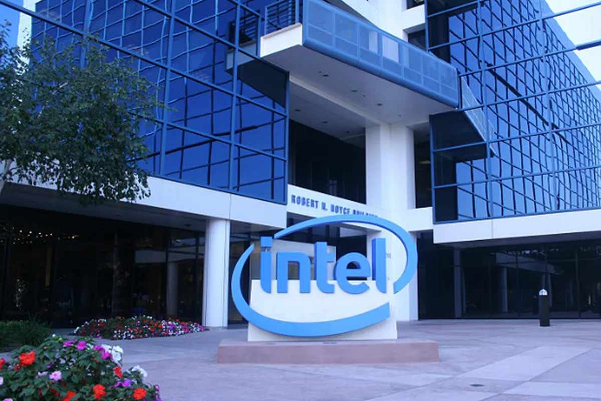 Intel's Historic Collapse