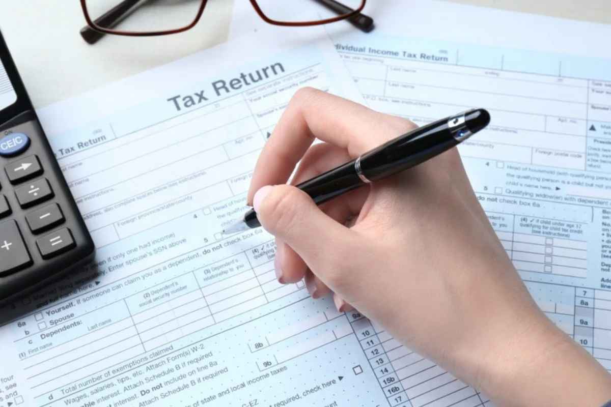 ITR Filling: अन्य पोर्टलवरून ITR भरताय, मग चार्जेस पाहूनच भरा!