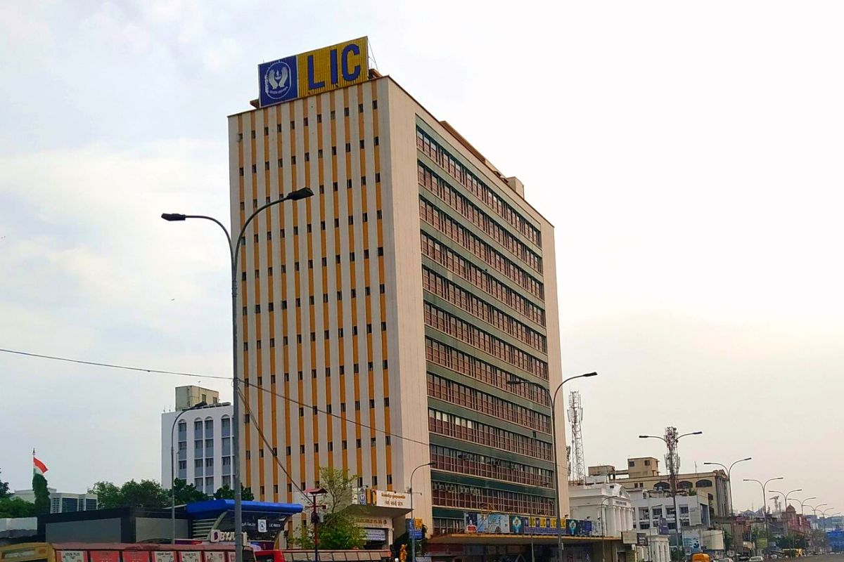 LIC Share Price Rise, LIC Profit , LIC Share Price