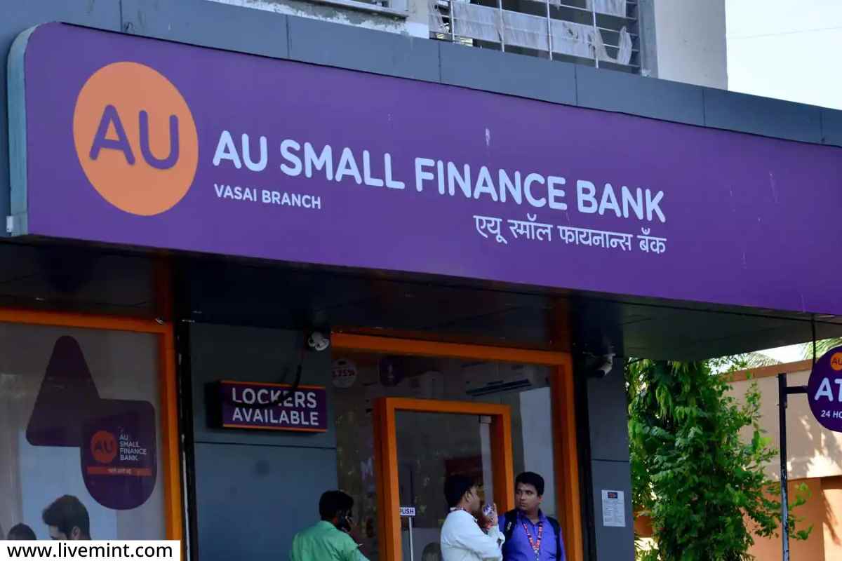 Small Finance Bank: 'या' बॅंकेने सुरू केली 365 दिवसांसाठी 24X7 व्हिडिओ बॅंकिंगची सुविधा