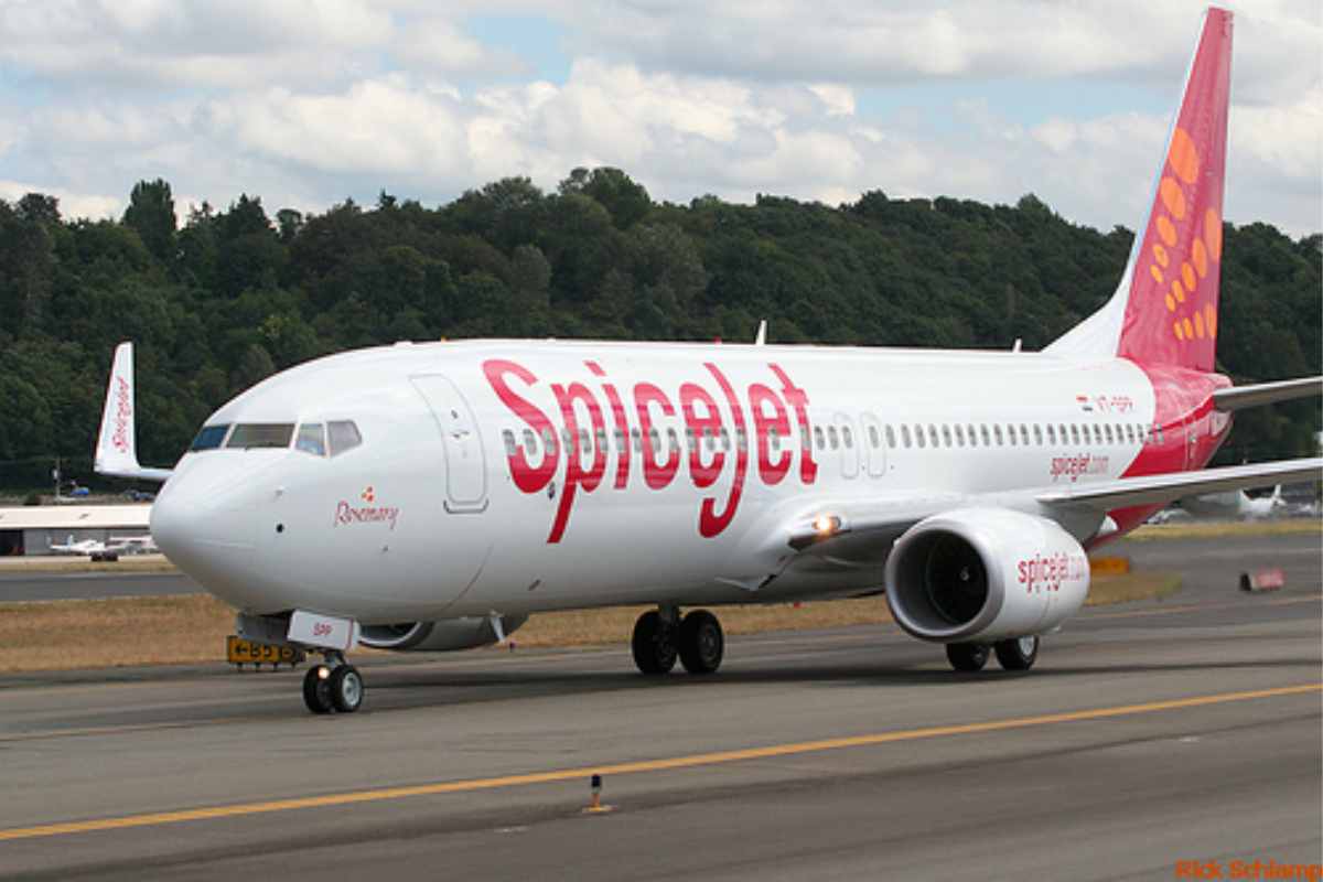 Flight Ticket Offer by spice jet & Air India