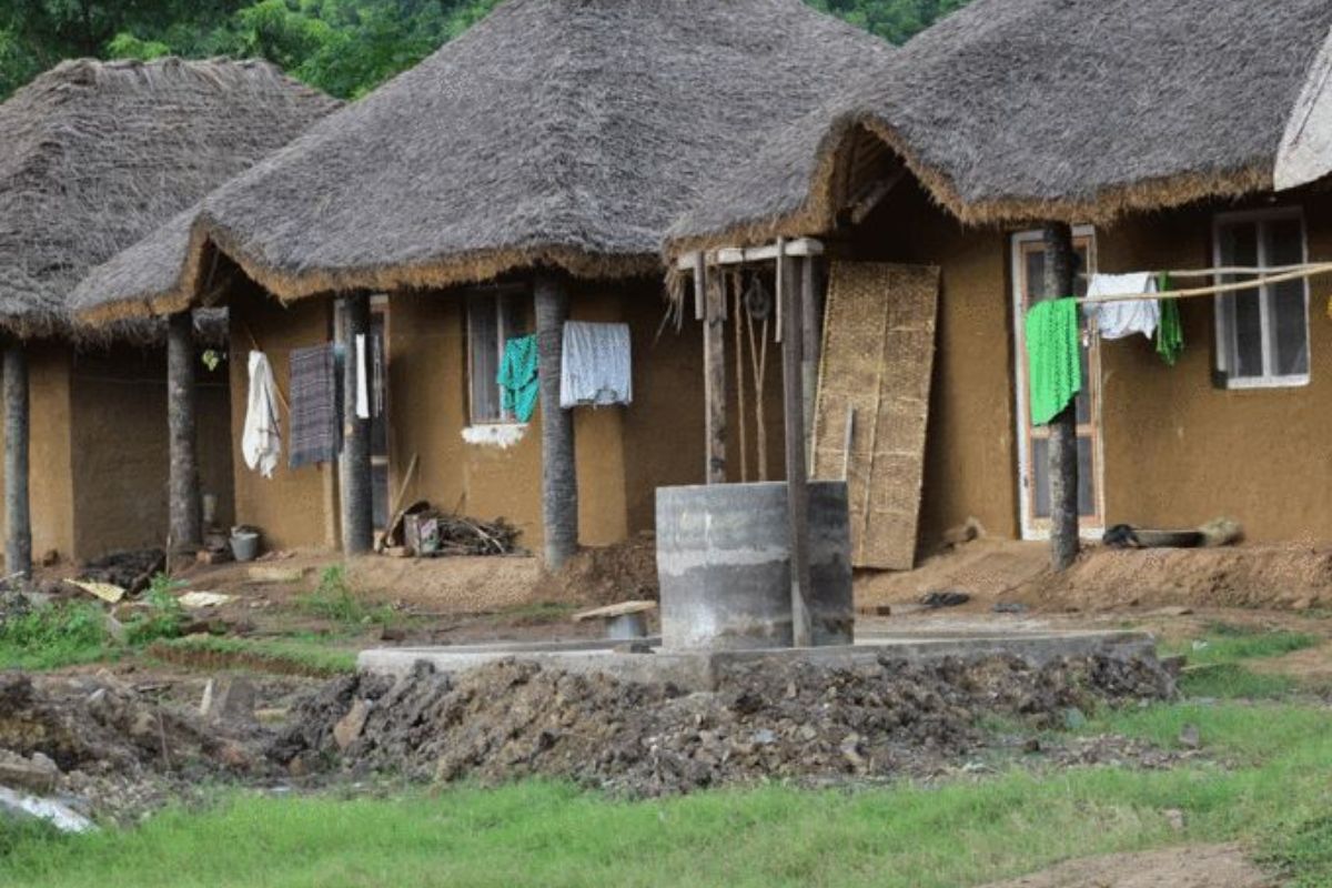 All Village Uses Only One Phone