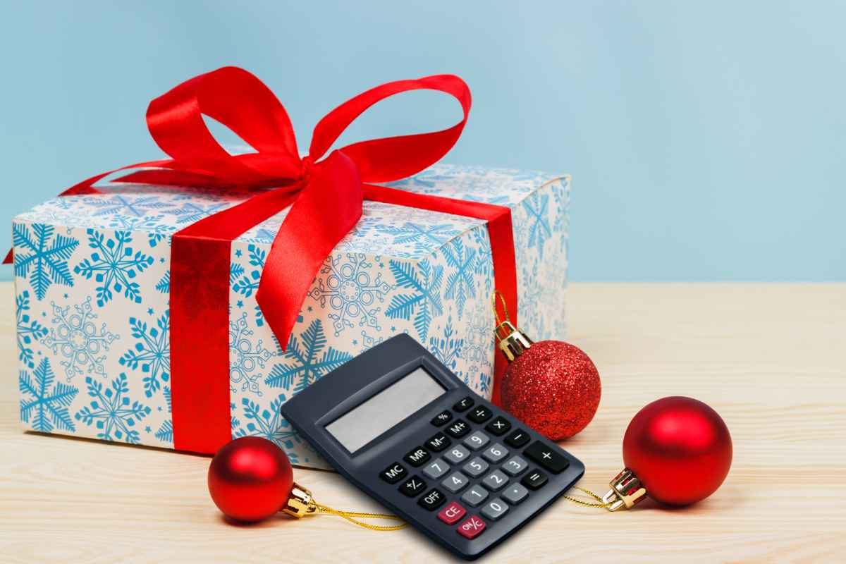 Christmas Gift Under 500 Rupees