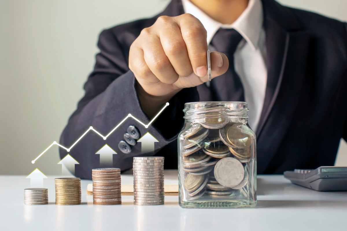 Balanced Advantage Fund: बॅलन्स्ड अॅडव्हांटेज फंड म्हणजे काय? डाउन मार्केटमध्येही वाचवतो गुंतवणूकदारांचे पैसे?