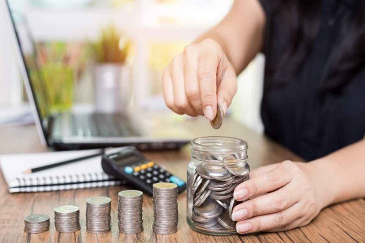 Best Midcap Mutual Funds: गुंतवणूकदारांच्या फायद्याचे टॉप 5 मिडकॅप फंड, 10000 रुपयांच्या एसआयपीनं केले 32 लाख!