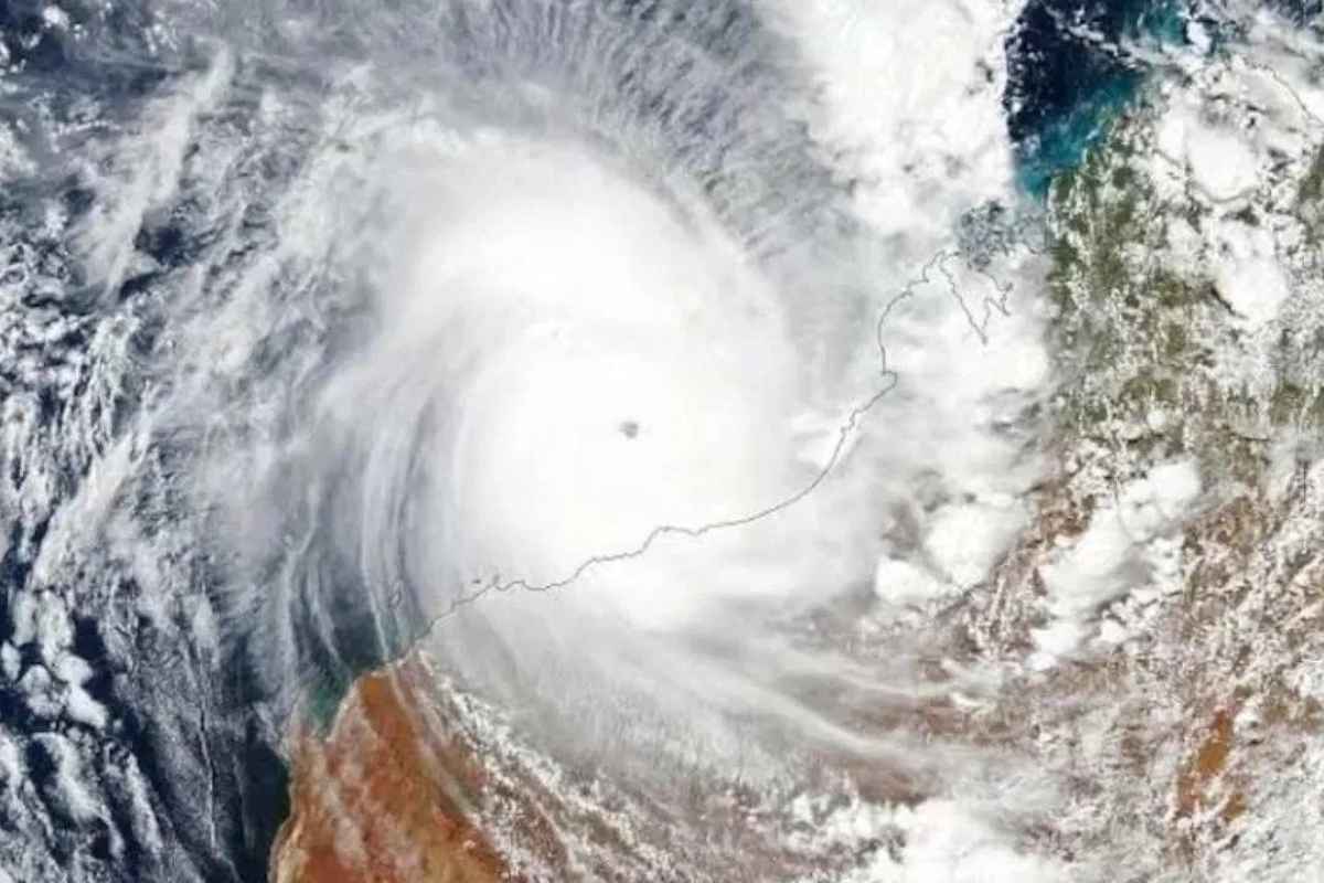 Biporjoy Cyclone: चक्रीवादळातले दावे त्वरीत निकाली काढा, बिपरजॉयच्या निमित्ताने विमा कंपन्यांना सूचना