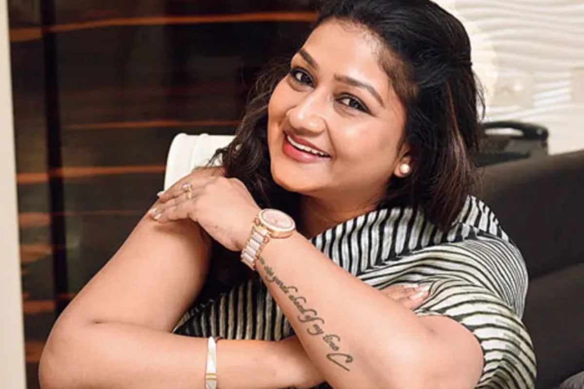 Who Wears Sarees to Bollywood Celebrities