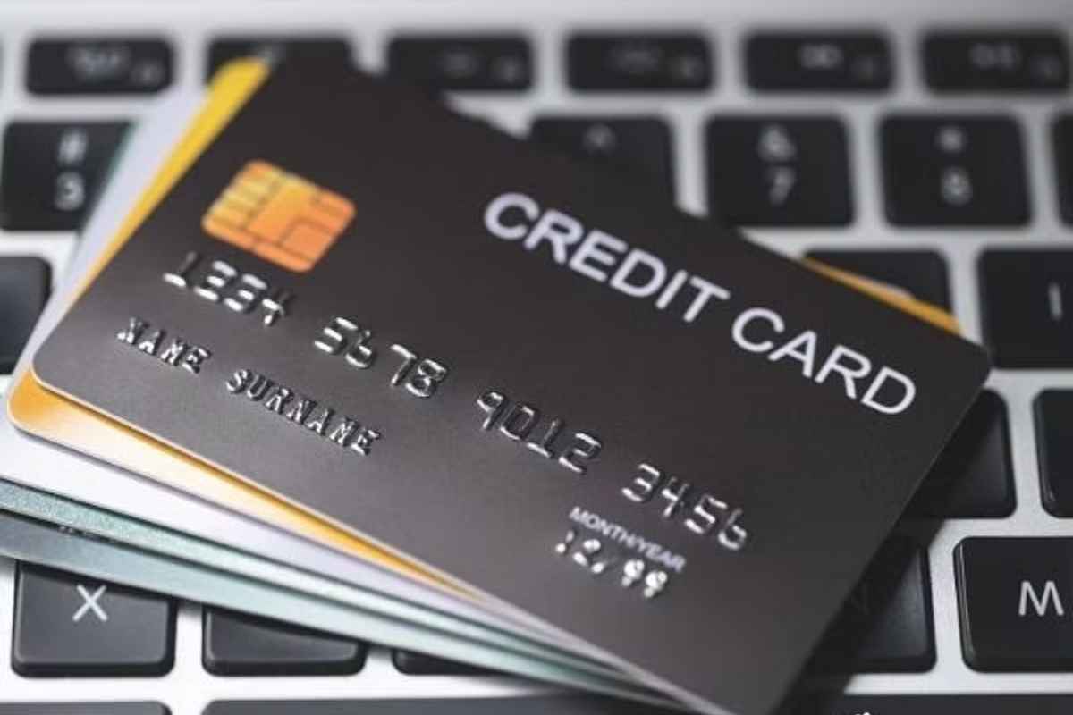 Credit Card: क्रेडिट कार्डचा घ्या पुरेपूर फायदा, 'या' सोप्या 3 टीप्स लक्षात ठेवा अन् पैसे वाचवा...