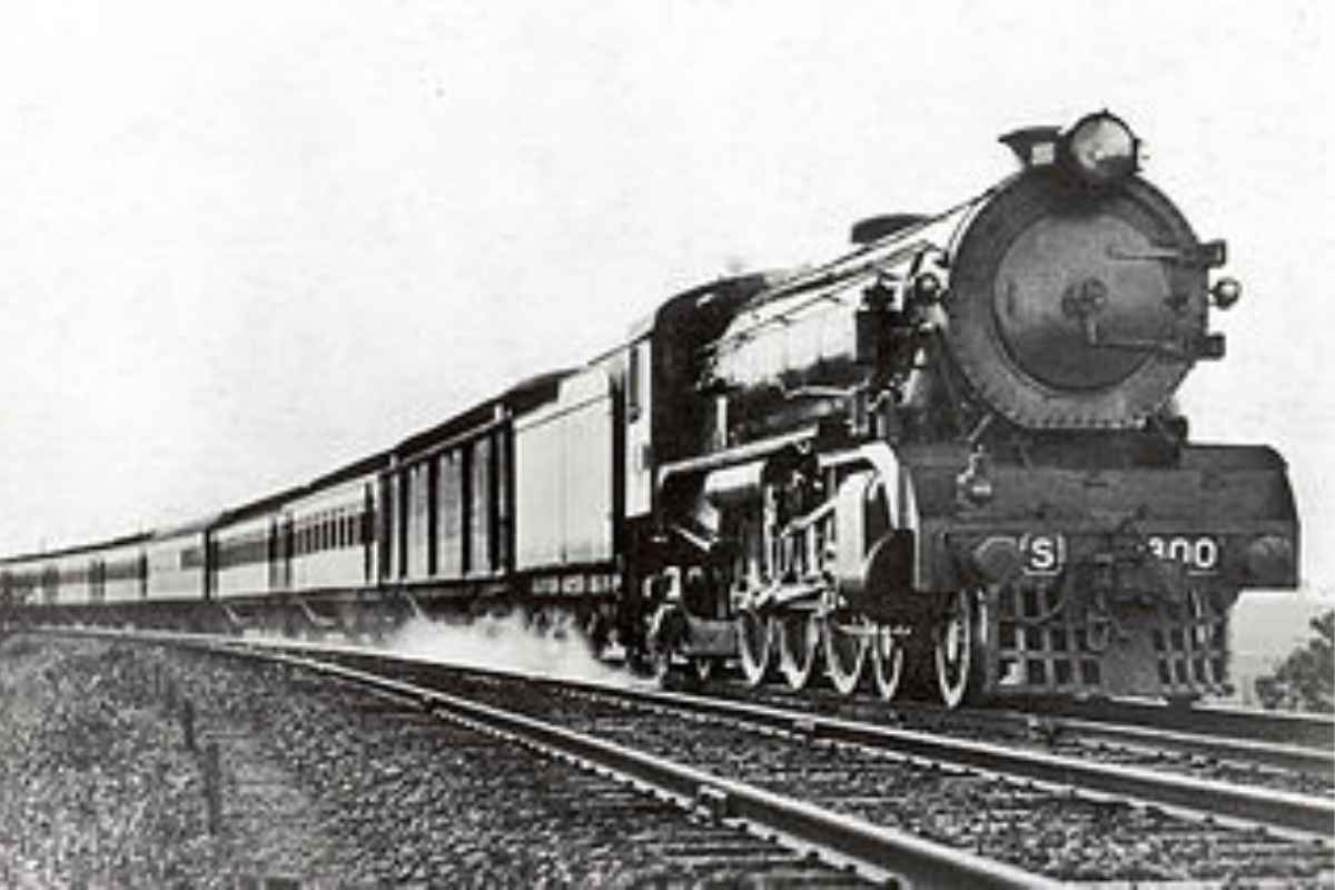 Frontier Mail: देशातली पहिली एसी ट्रेन कधी सुरू झाली माहीत आहे? थंड करण्यासाठी होत होता बर्फाचा वापर