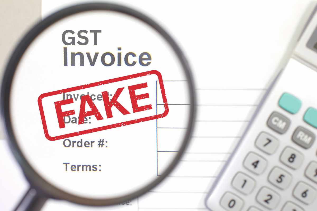 GST authorities on fake invoicing : नकली चालानविरोधात जीएसटी प्रशासन आक्रमक, 'स्पेशल ड्राइव्ह'चं आयोजन