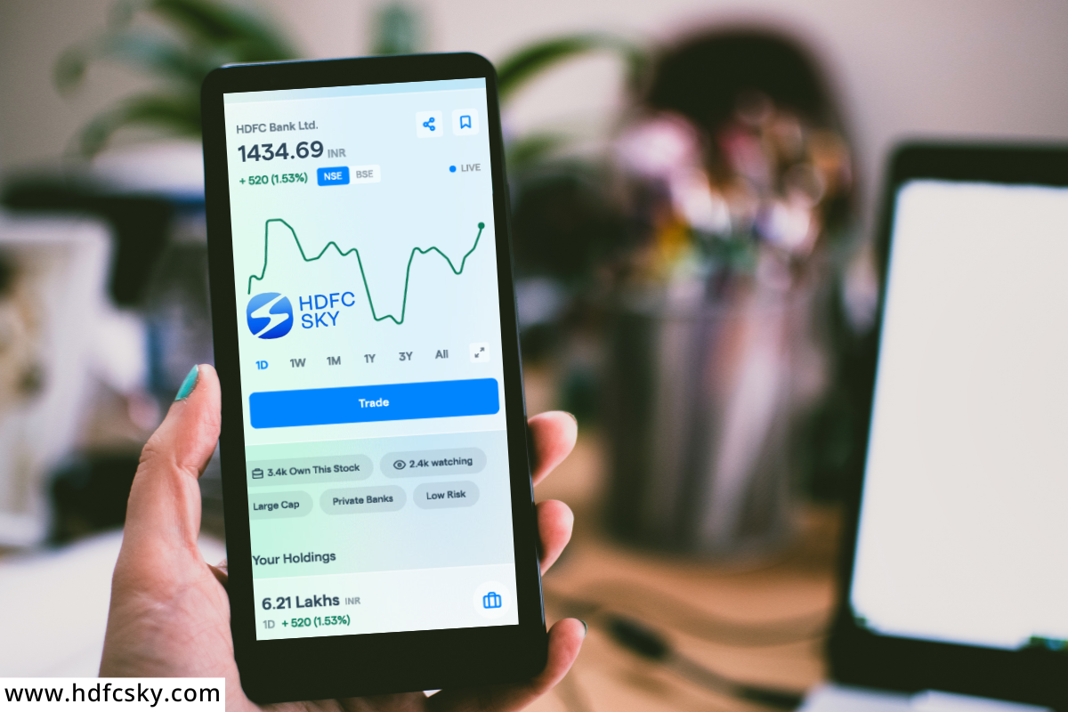 HDFC SKY :  एचडीएफसीने लॉन्च केले ट्रेडिंग आणि गुंतवणुकीसाठी ऑल ईन वन स्काय ॲप