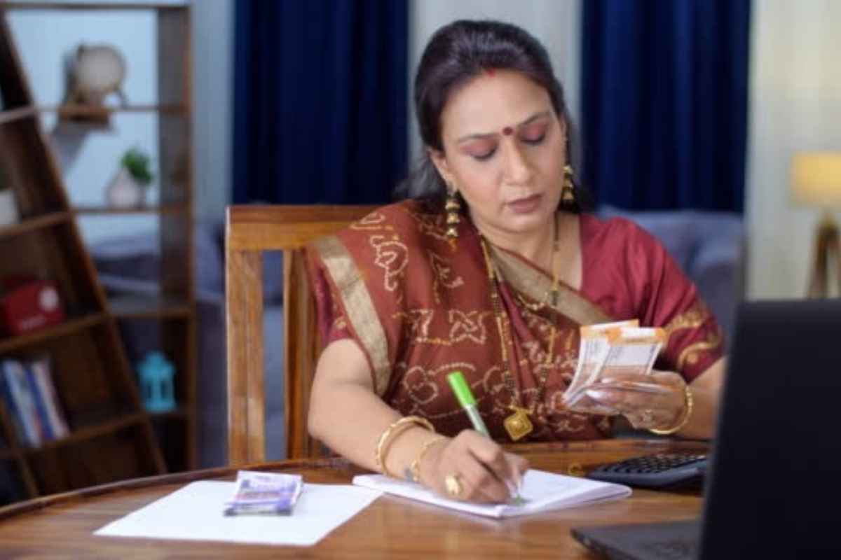 Investment Options for Housewives