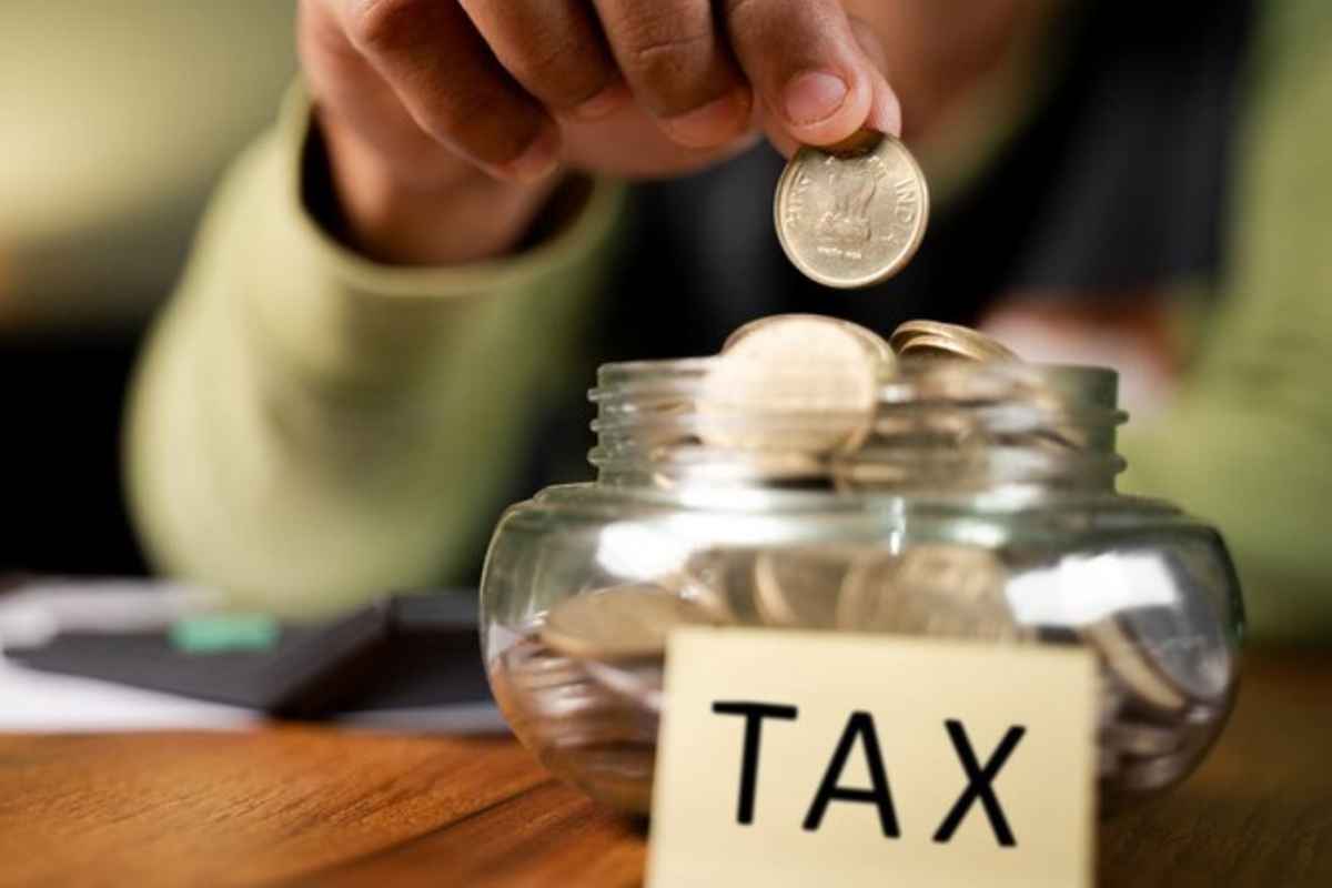 Income Tax on Small Savings : छोट्या बचतींवरही असणार लक्ष, काय आहे आयकर विभागाची मोहीम?