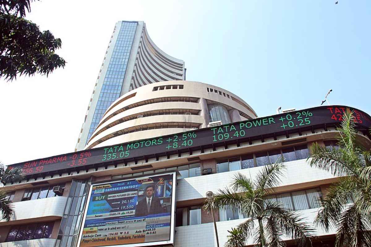 Indian Stock Market: भारतीय शेअर बाजाराचा अमेरिका, चीनच्या बाजारापेक्षाही जास्त परतावा; गुंतवणूकदारांना किती फायदा?