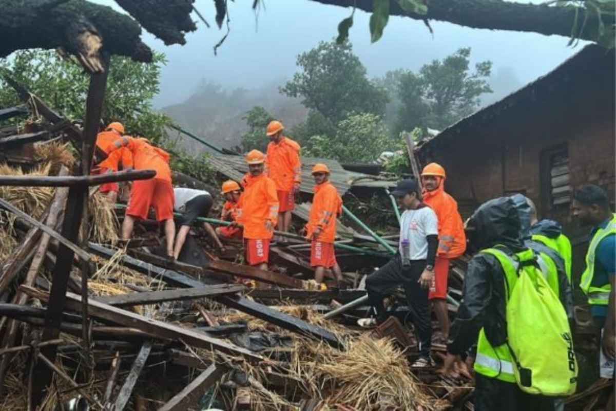 Irshalgad Landslide : इरशाळवाडी दुर्घटनेतील 41 बाधित कुटुंबांना आर्थिक मदत; प्रतिकुटुंब 1 लाख रुपये मिळणार