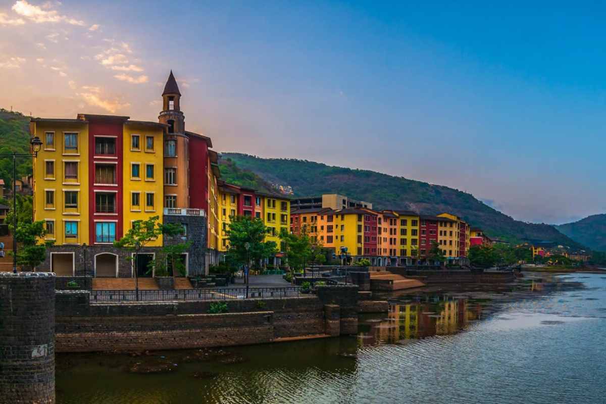 Lavasa city : बहुचर्चित लवासा हिल स्टेशनची अखेर 1814 कोटींना विक्री