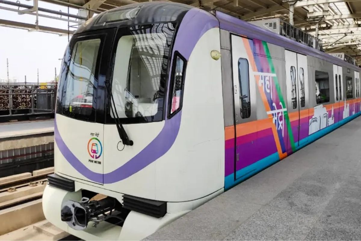 Pune Metro :   सवलतींची खैरात; पुणे मेट्रोकडून शनिवार, रविवारी तिकीट दरात 30 % सूट, विद्यार्थ्यांनाही ऑफर