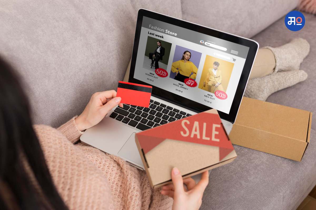 Online Shopping ची वाढली क्रेझ, ई-कॉमर्स उद्योगात नोंदवली गेली 26.2 टक्के वाढ!