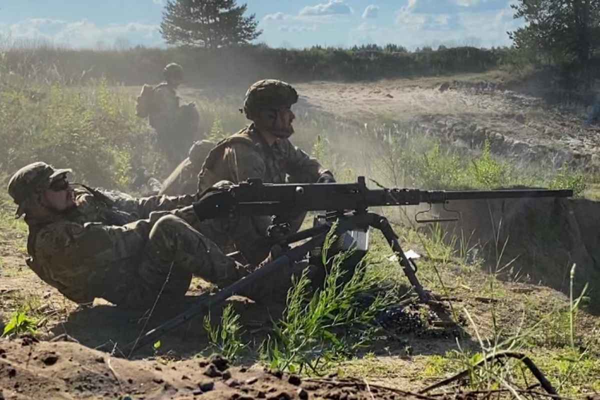 Ukraine Russia War : अमेरिका युक्रेनला करणार 400 अब्ज डॉलरची मदत; लष्करी साहित्य पाठवणार