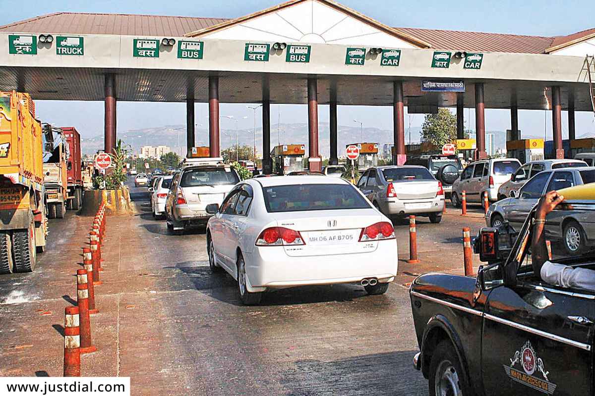 Vashi Toll Plaza