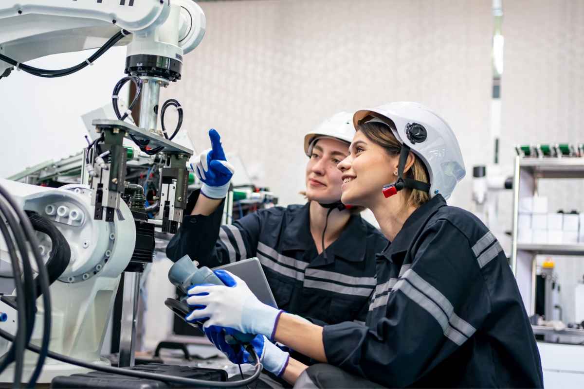 Women Hiring In Auto